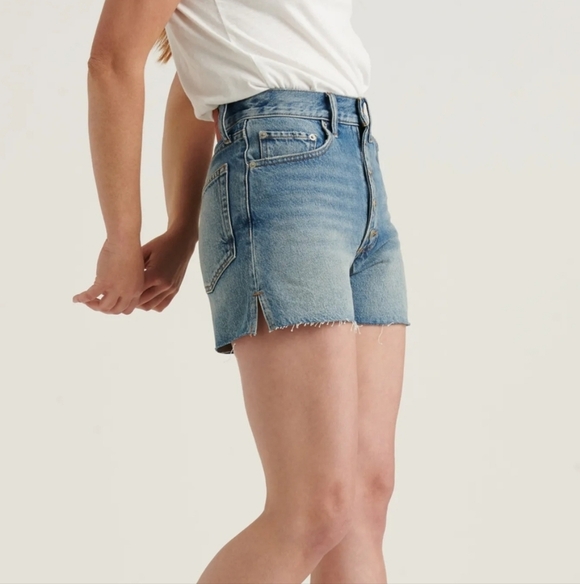 Lucky Brand Traveler Jean Short, Color Unlimited Ct Size 4/27 - Picture 2 of 15